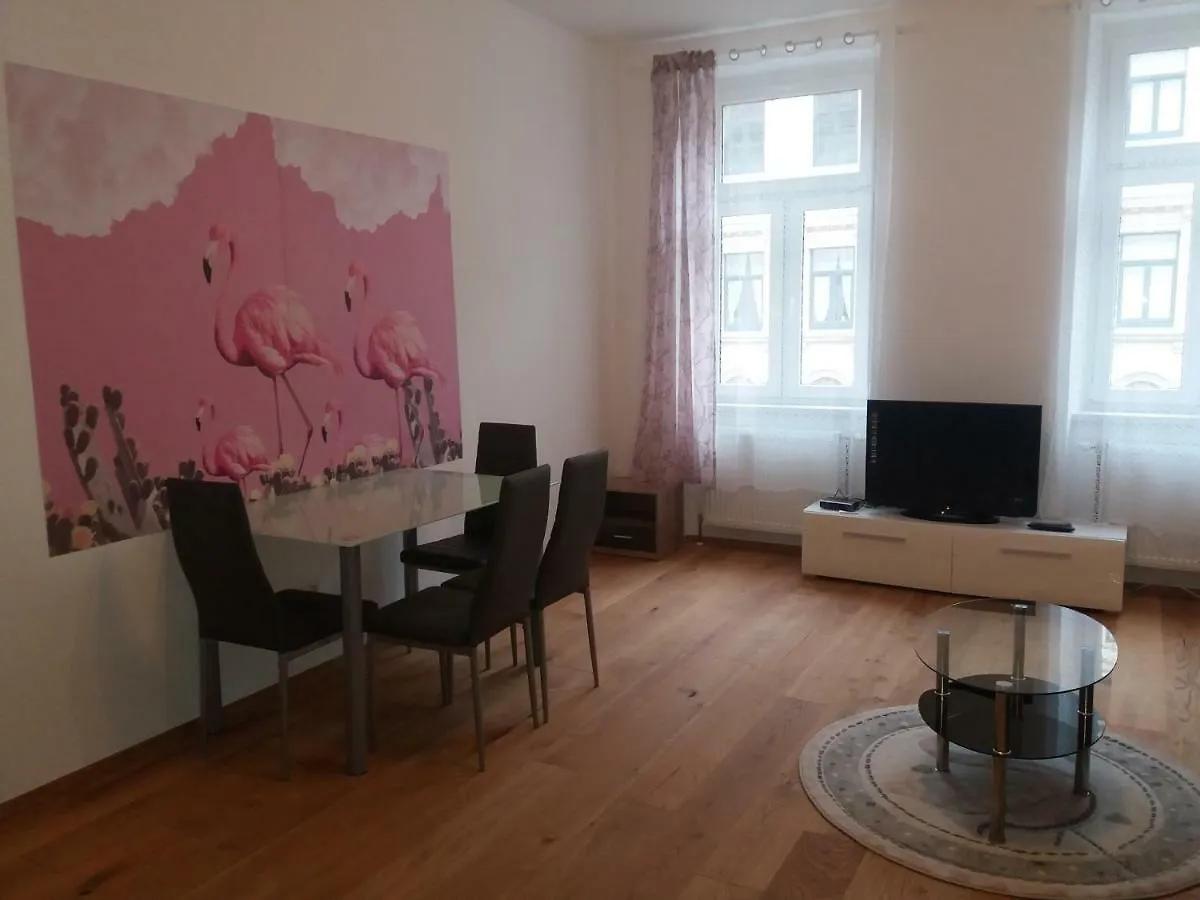 Apartment Ferienwohnung Flamingo Wien